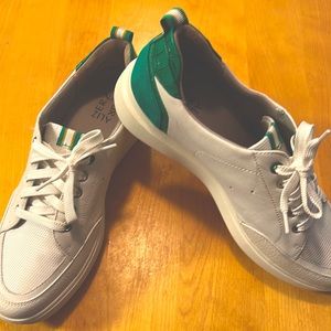 Naturalizer tennis shoes size 10.5